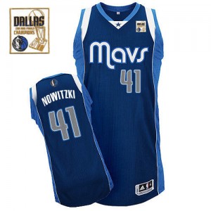 Dallas Mavericks Dirk Nowitzki #41 Alternate Champions Patch Authentic Maillot d'équipe de NBA - Bleu marin pour Homme