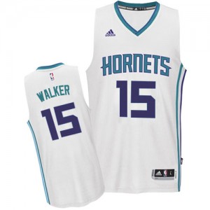 Charlotte Hornets #15 Adidas Home Blanc Swingman Maillot d'équipe de NBA pas cher en ligne - Kemba Walker pour Homme