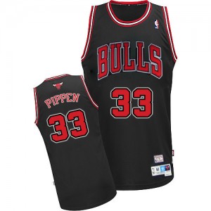 Maillot NBA Chicago Bulls #33 Scottie Pippen Noir Adidas Authentic Throwback - Homme