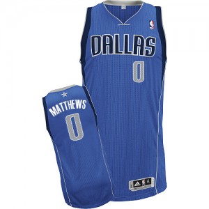 Maillot NBA Bleu royal Wesley Matthews #0 Dallas Mavericks Road Authentic Homme Adidas