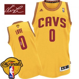 Maillot NBA Or Kevin Love #0 Cleveland Cavaliers Alternate Autographed 2015 The Finals Patch Authentic Homme Adidas