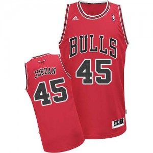 Chicago Bulls Michael Jordan #45 Road Swingman Maillot d'équipe de NBA - Rouge pour Homme